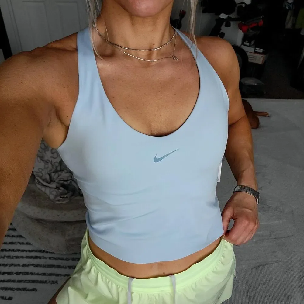 Nike nwt universa